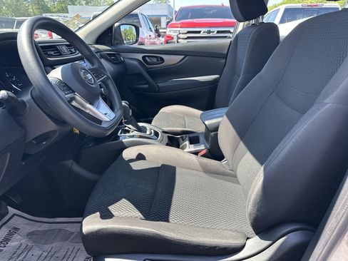 Used 2020 Nissan Rogue Sport S FWD image 9