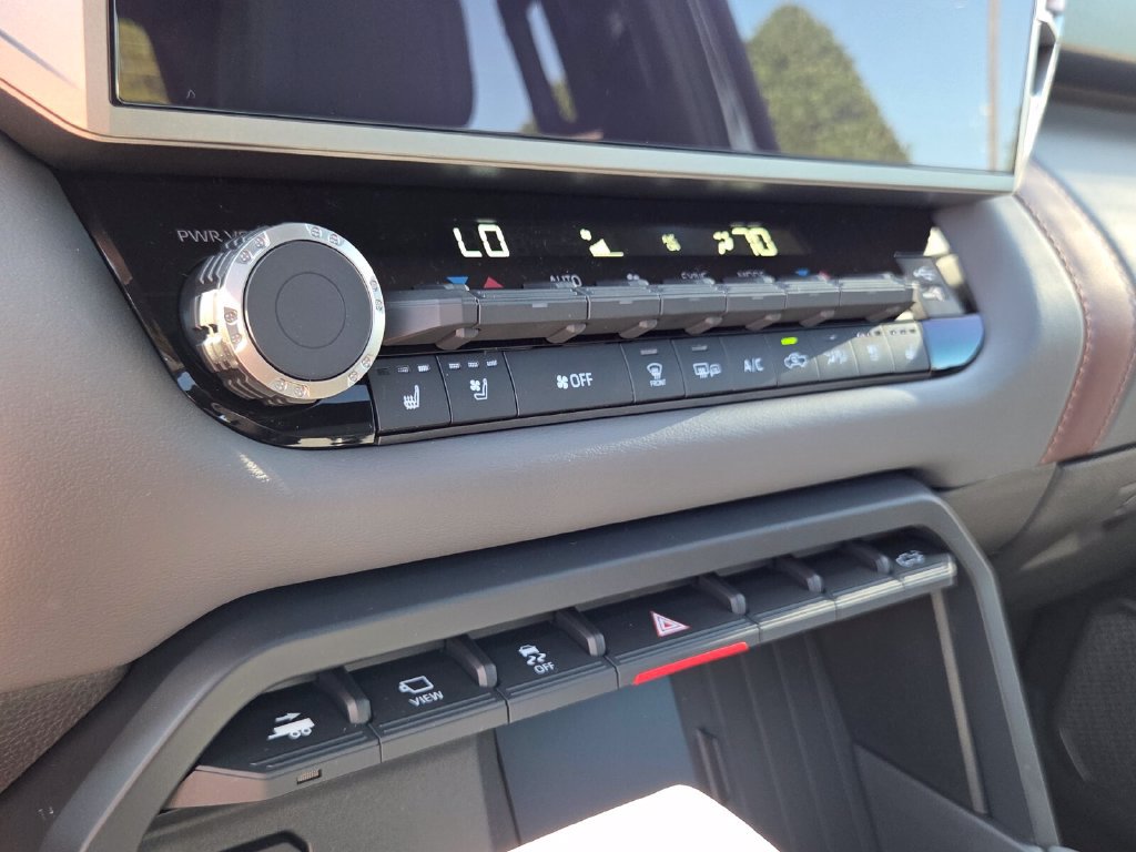 New 2026 Toyota Tundra Capstone AWD/4WD image 21