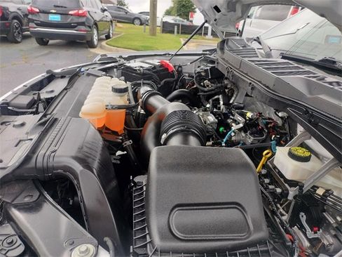 Used 2022 Ford F150 XLT w/ XTR Package image 16