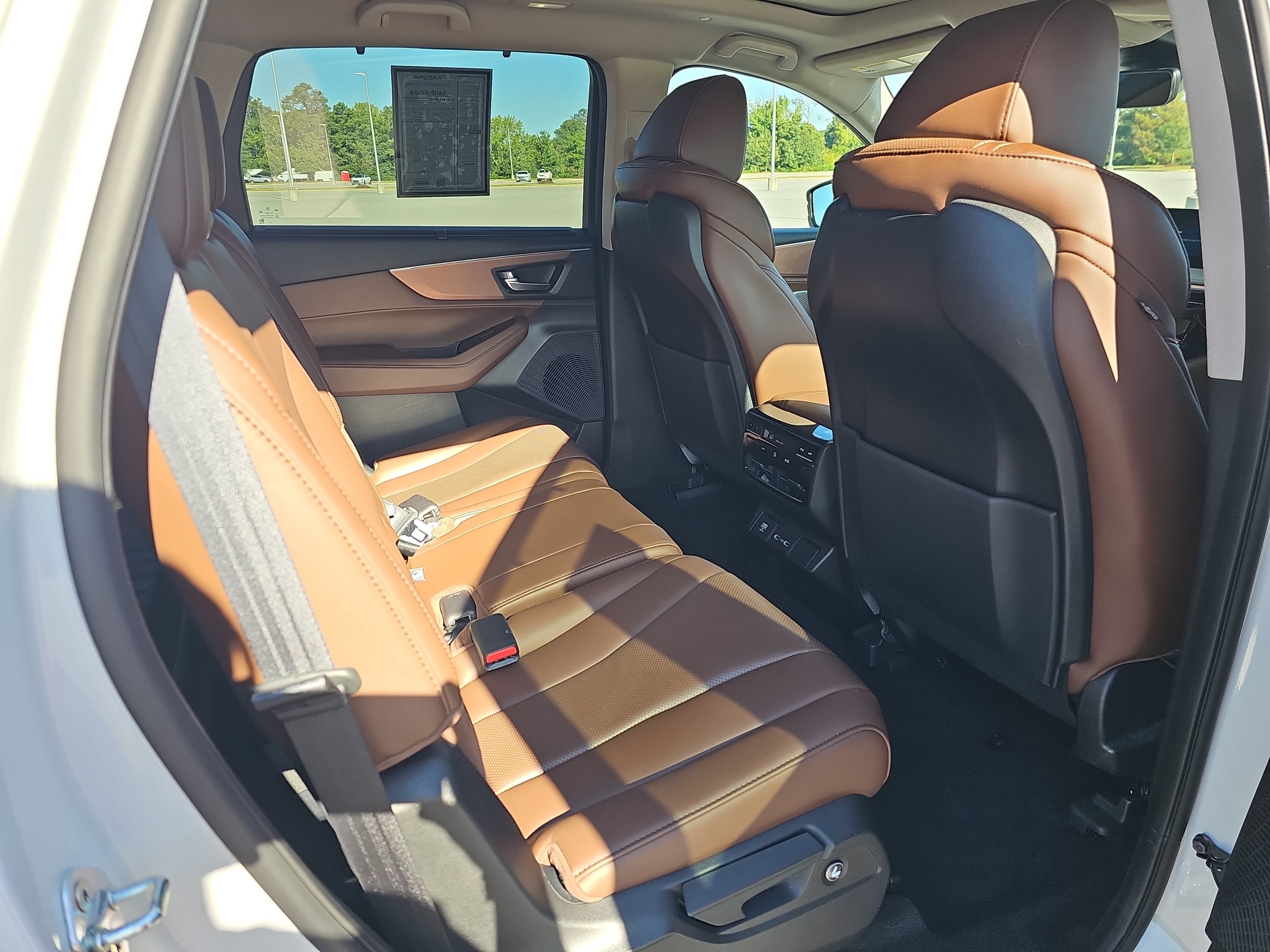 Certified 2023 Acura MDX w/ Technology Package FWD image 11