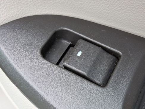 Used 2016 Chevrolet Impala Limited LS FWD image 32