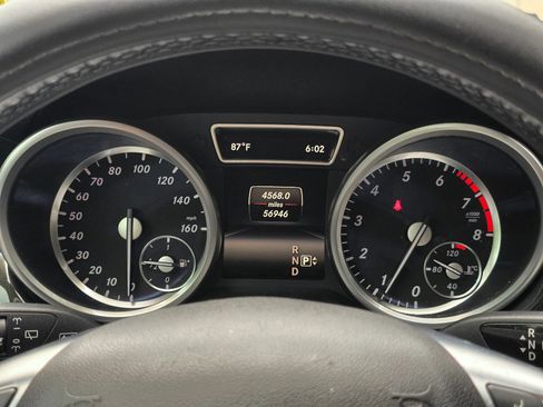 Used 2016 Mercedes-Benz GL 450 4MATIC image 48
