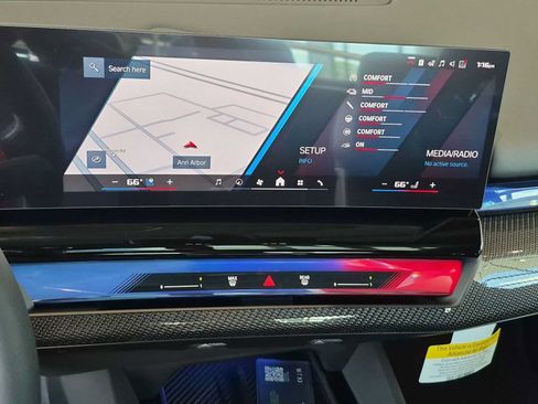 New 2027 BMW M5 w/ Executive Package AWD/4WD image 29