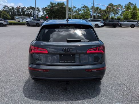Used 2020 Audi Q5 Prestige AWD/4WD image 6
