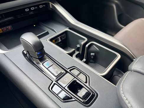 Used 2024 Lexus TX 350 AWD w/ Captains Chair Package image 18