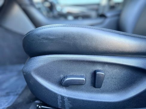 Used 2018 INFINITI Q50 Luxe image 40