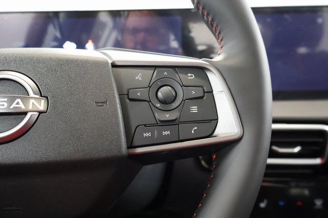 New 2026 Nissan Sentra SR w/ SR Premium Package FWD image 18