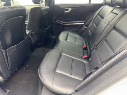 Used 2014 Mercedes-Benz E 350 Sedan image 32