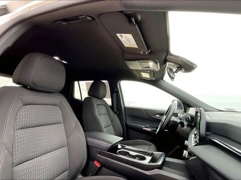 Used 2025 Chevrolet Equinox LT image 27