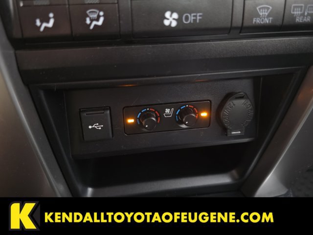 Used 2021 Toyota 4Runner Limited AWD/4WD image 22