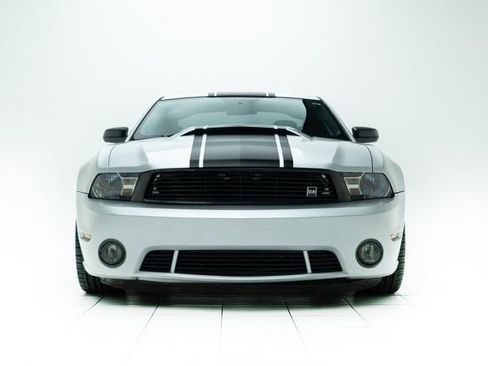 Used 2011 Ford Mustang Coupe image 6