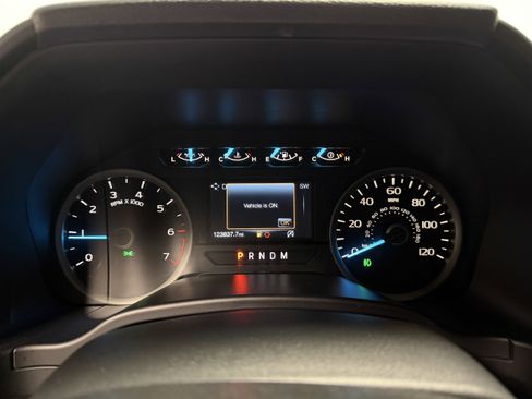 Used 2018 Ford F150 XLT w/ Equipment Group 302A Luxury image 19