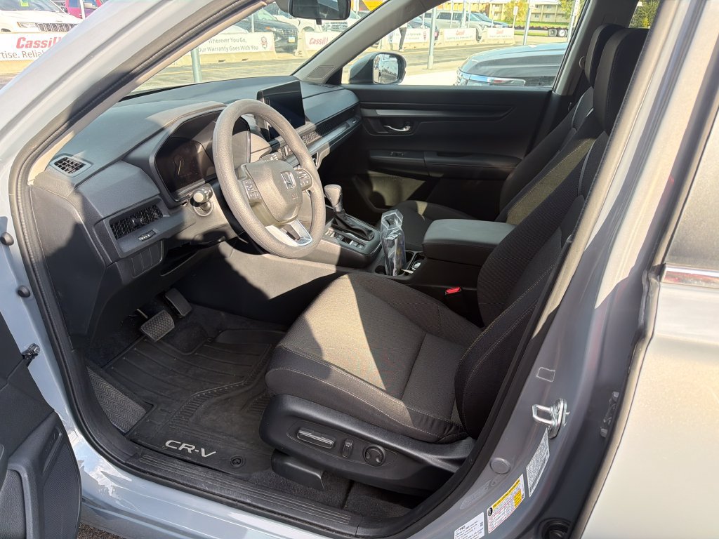 Used 2026 Honda CR-V EX image 2