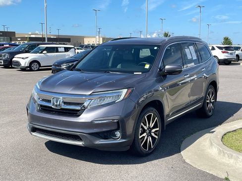 Used 2021 Honda Pilot Touring image 3