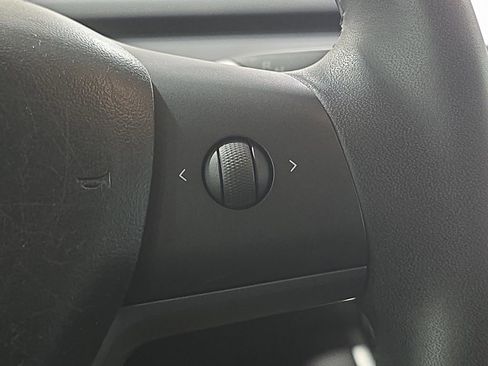 Used 2020 Tesla Model 3 RWD image 15