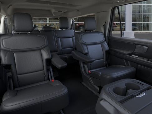 New 2026 Ford Expedition Max Platinum AWD/4WD image 11
