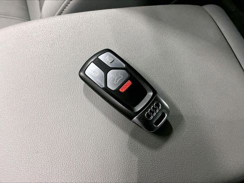 Certified 2023 Audi Q5 2.0T Premium Plus w/ Premium Plus Package image 13