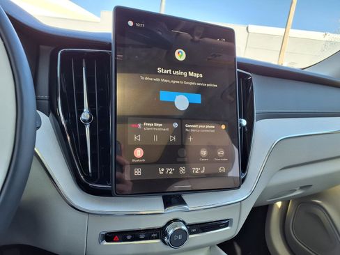 New 2026 Volvo XC60 B5 Ultra w/ Protection Package Premier image 15