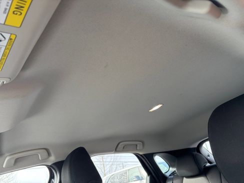 Used 2021 MAZDA CX-30 FWD 2.5 S image 21