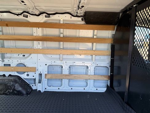 Used 2024 Ford Transit 250 Low Roof AWD w/ Exterior Upgrade Package image 37