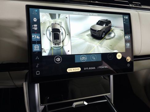 Used 2025 Land Rover Range Rover SE image 36