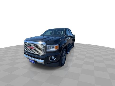 Used 2020 GMC Canyon Denali AWD/4WD image 3