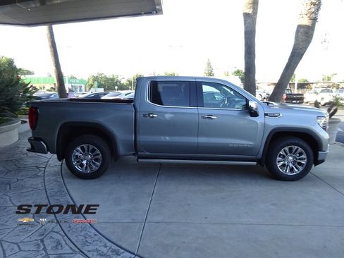 New 2026 GMC Sierra 1500 Denali w/ Technology Package AWD/4WD image 11