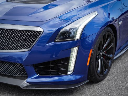 Used 2019 Cadillac CTS V w/ Carbon Fiber Package image 7