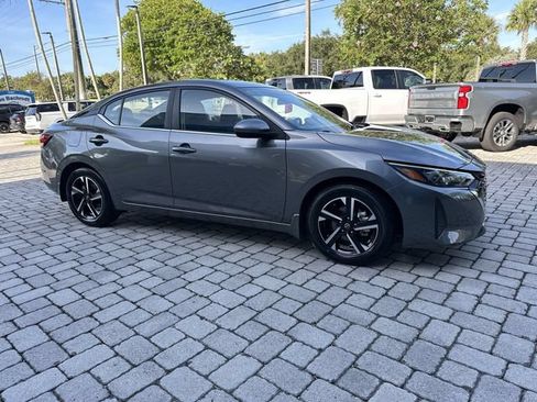 Used 2025 Nissan Sentra SV FWD image 15