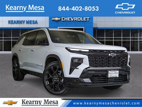 New 2026 Chevrolet Traverse RS w/ LPO, Floor Liner Package image 1