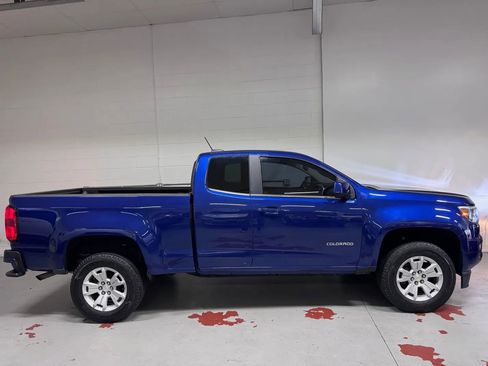 Used 2016 Chevrolet Colorado LT w/ LT Convenience Package image 2