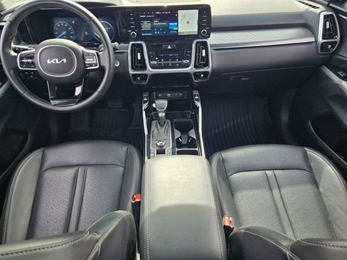 Used 2023 Kia Sorento SX image 14