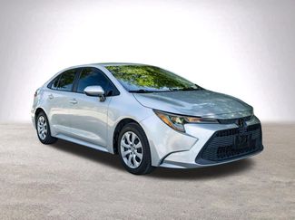 Used 2022 Toyota Corolla LE FWD video 2