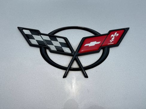 Used 1999 Chevrolet Corvette Coupe w/ Memory Pkg RWD image 46