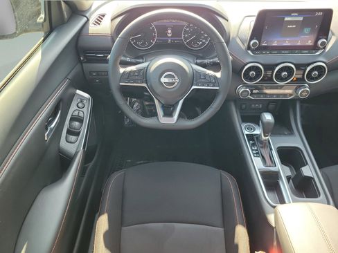 New 2025 Nissan Sentra SR image 15