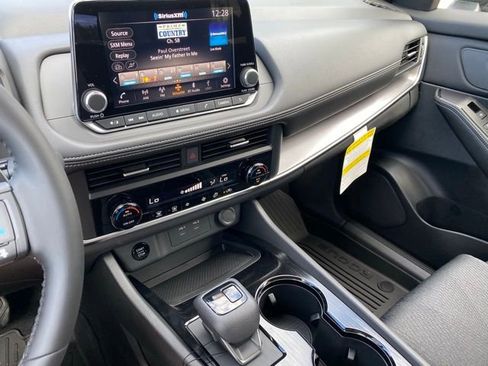 New 2026 Nissan Rogue SV image 17