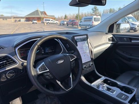 Used 2021 Ford Edge SEL w/ Convenience Package AWD/4WD image 10