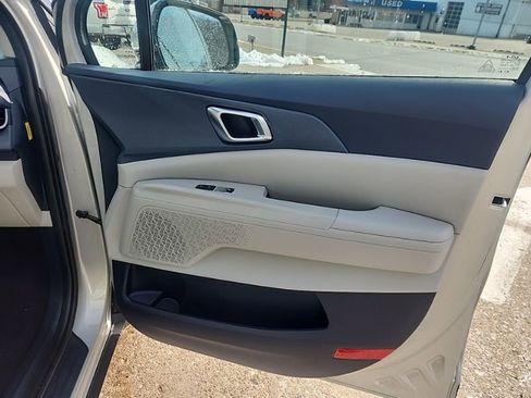 New 2026 Kia Carnival EX FWD image 13