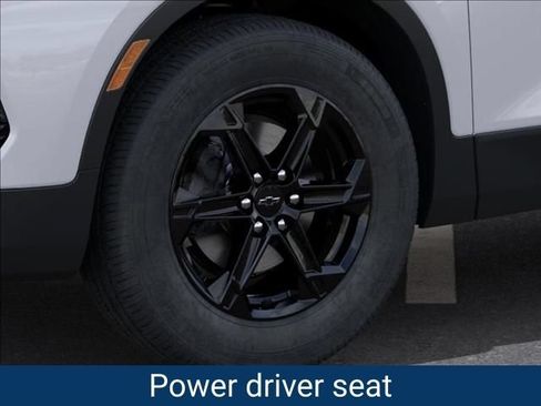 New 2026 Chevrolet Blazer LT w/ Convenience Package FWD image 10