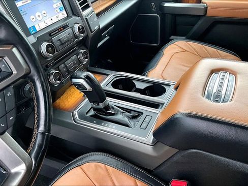 Used 2017 Ford F150 Limited image 15