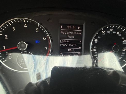 Used 2015 Volkswagen Passat 1.8T SE image 14