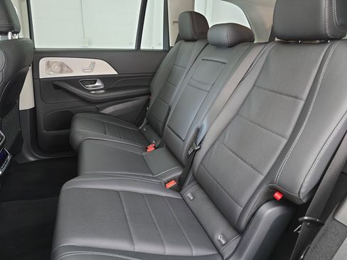 Used 2024 Mercedes-Benz GLS 450 4MATIC w/ AMG Line Exterior image 15