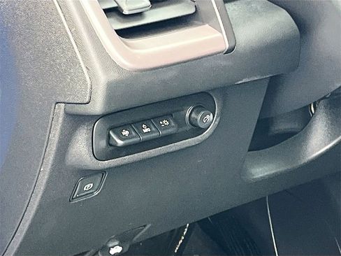 Used 2024 GMC Terrain AT4 w/ Infotainment Package II image 10