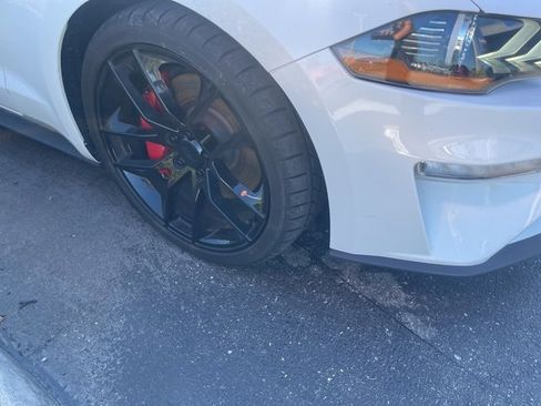 Used 2022 Ford Mustang GT w/ Equipment Group 301A image 7