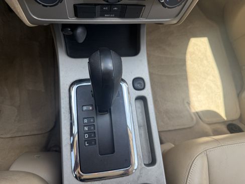 Used 2009 Ford Escape XLT FWD image 26