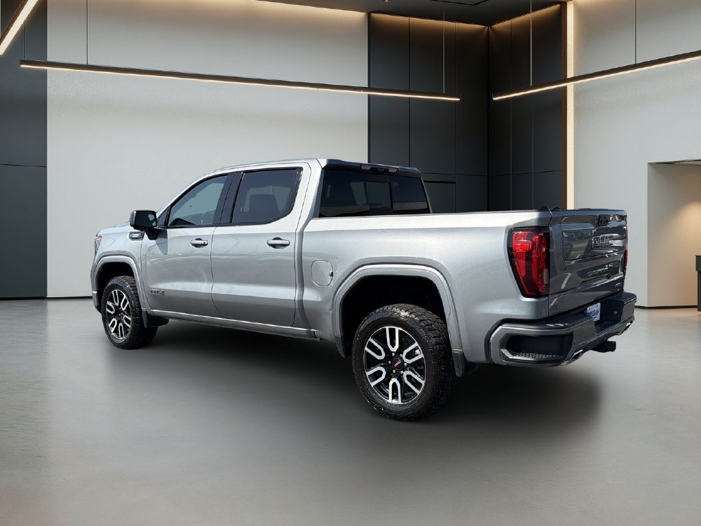 Used 2023 GMC Sierra 1500 AT4 w/ AT4 Premium Package AWD/4WD image 3
