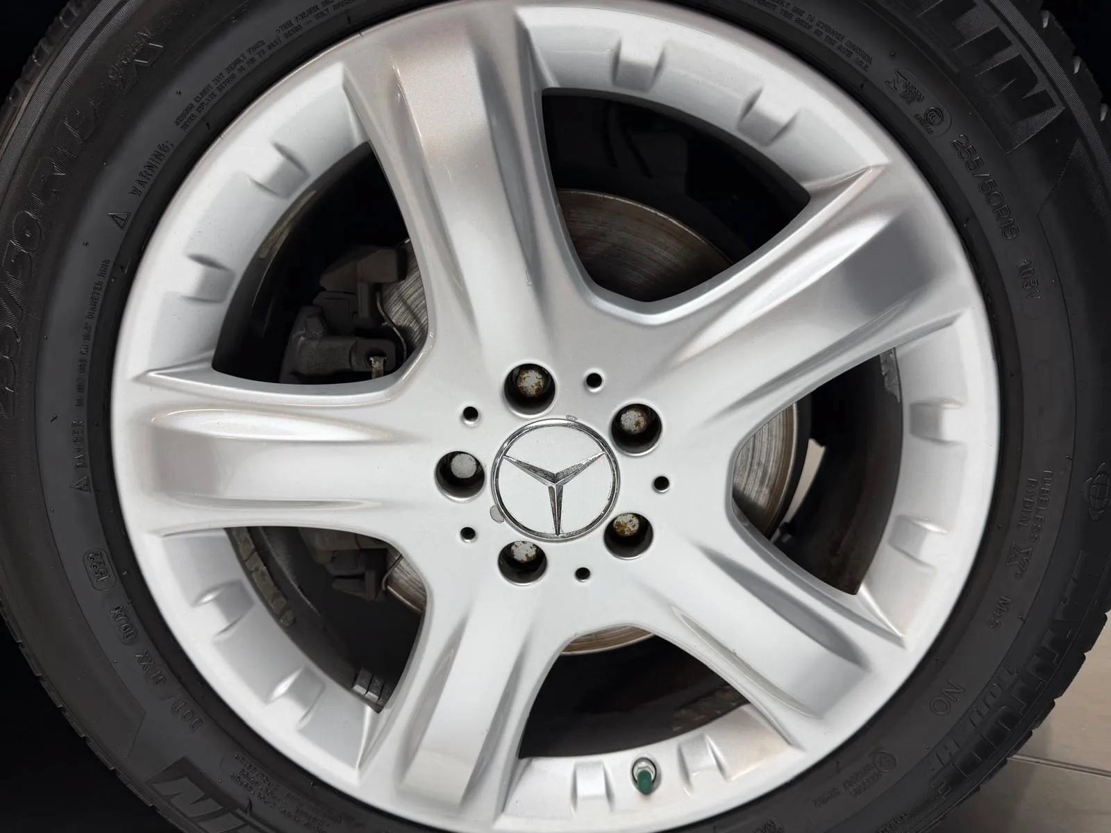 Used 2007 Mercedes-Benz ML 350 4MATIC w/ P2 Pkg image 3