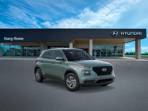 New 2026 Hyundai Venue SE FWD image 2