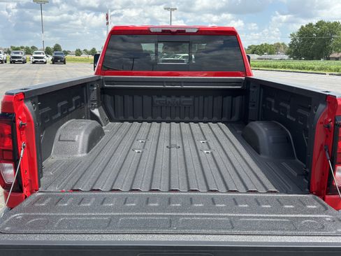 New 2026 GMC Sierra 3500 SLE w/ SLE Value Package AWD/4WD image 11