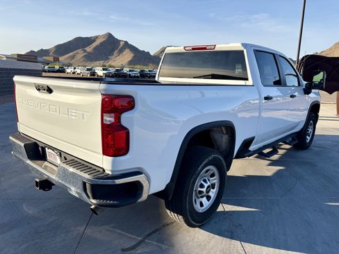 Used 2025 Chevrolet Silverado 2500 W/T w/ WT Convenience Package image 5